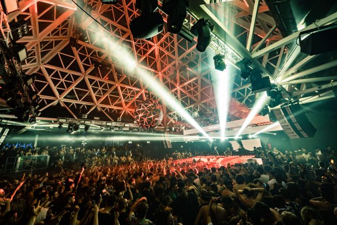 Cocoricò: il rituale della piramide