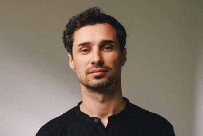 Cristi Cons espande la sua serie "Out Of Cycle" con un nuovo LP su Amphia