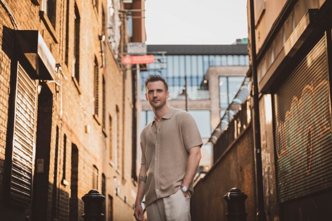 STEFAN ROSE CONTINUA LA SUA ASCESA CON IL NUOVO SINGOLO “CLOSING IN” SU MUSIC IS 4 LOVERS